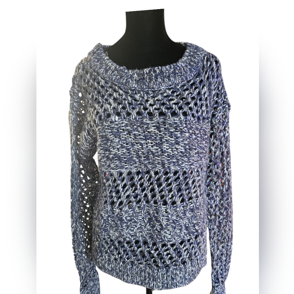 RD Style Research and Design Loose Knit Blue and White Sweater Size Small